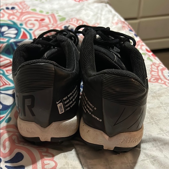 Nike Black Athletic Shoes - Picture 3 of 3